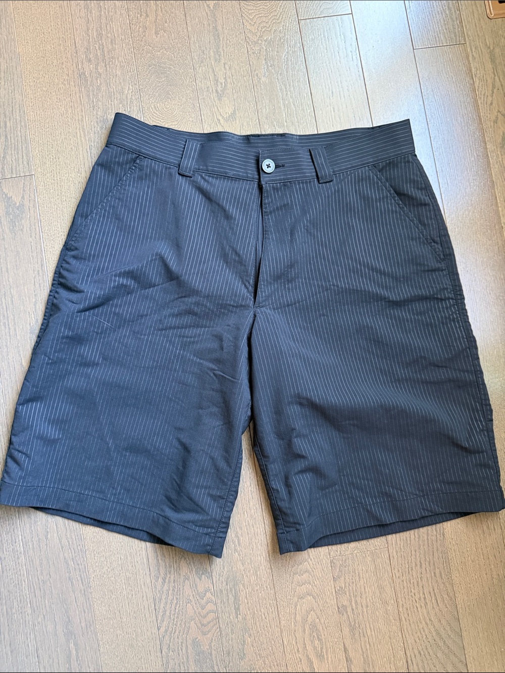 Under Armour Men's Black Pinstripe Performance Shorts